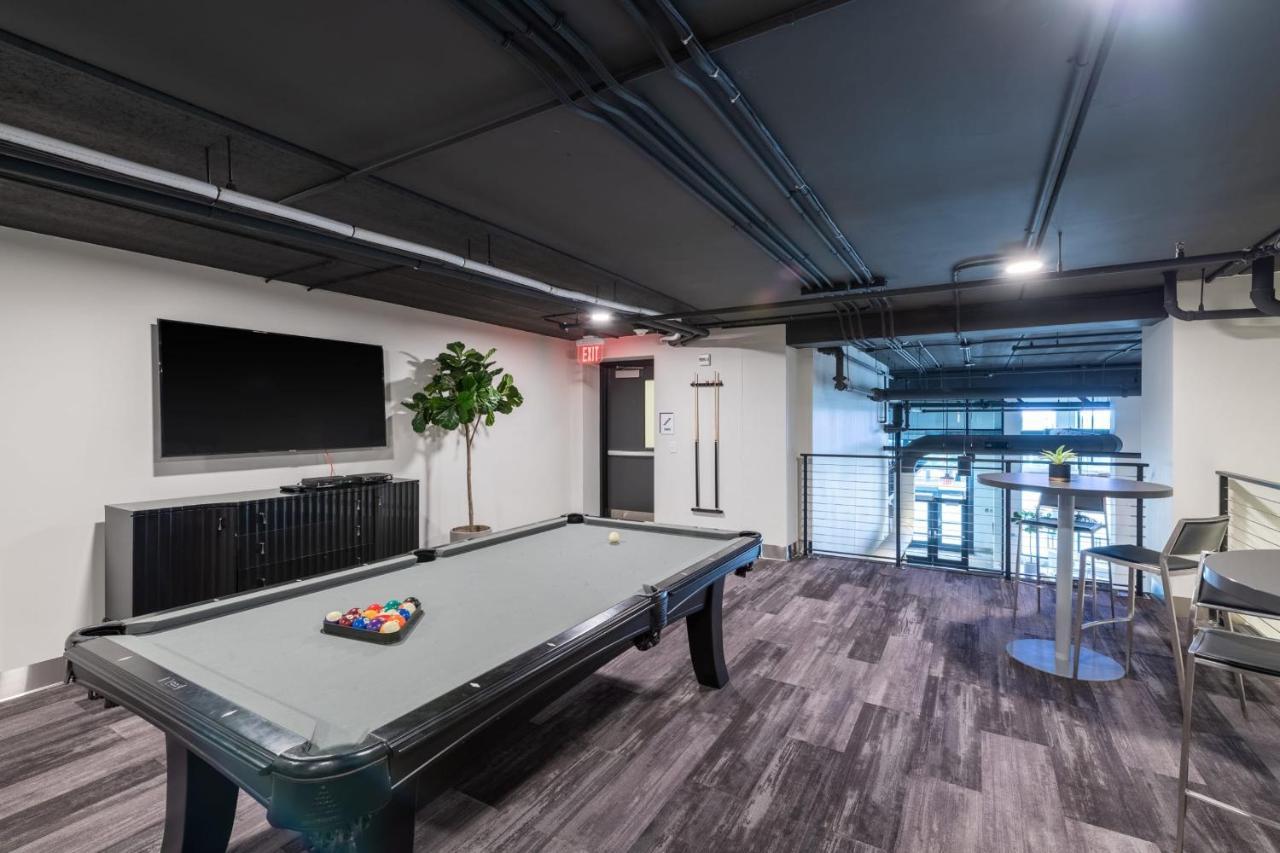 Flexhome Skywalk To Fiserv U4 With Rooftop, Gym, And Parking Мілвокі Екстер'єр фото