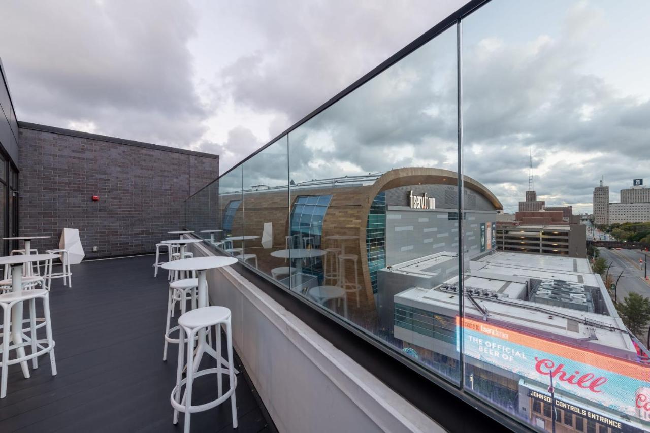 Flexhome Skywalk To Fiserv U4 With Rooftop, Gym, And Parking Мілвокі Екстер'єр фото